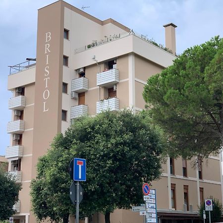 Residence Bristol Bibione Exteriör bild