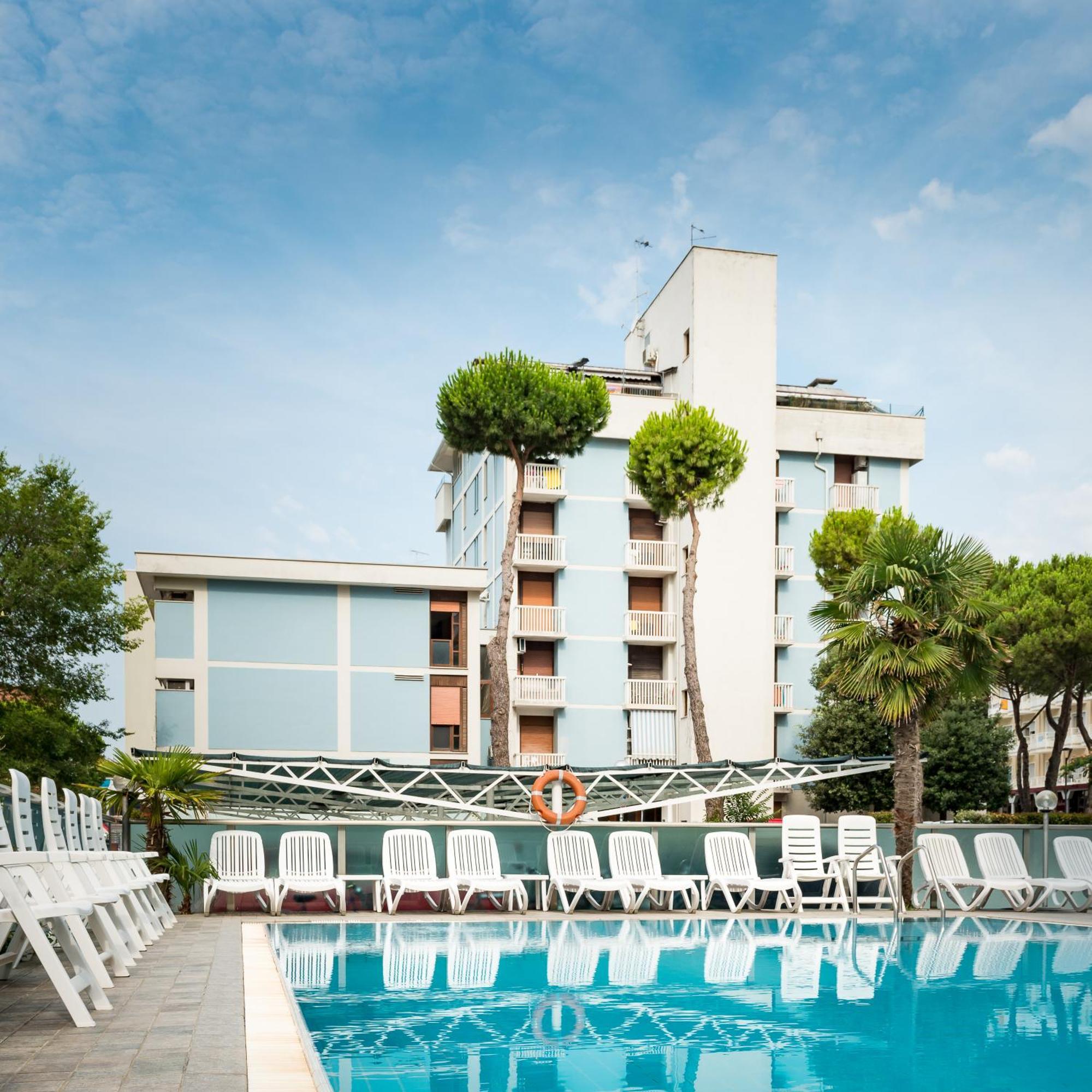 Residence Bristol Bibione Exteriör bild